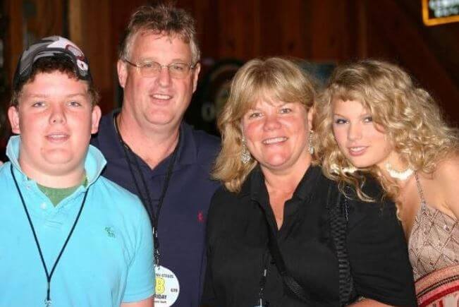 Scott Kingsley Swift with his spouse and children